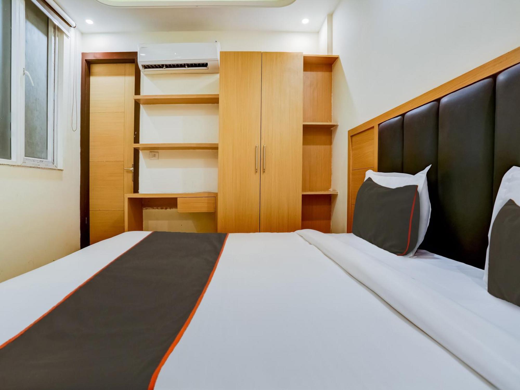 Collecion O White House Hotel นิวเดลี ภายนอก รูปภาพ