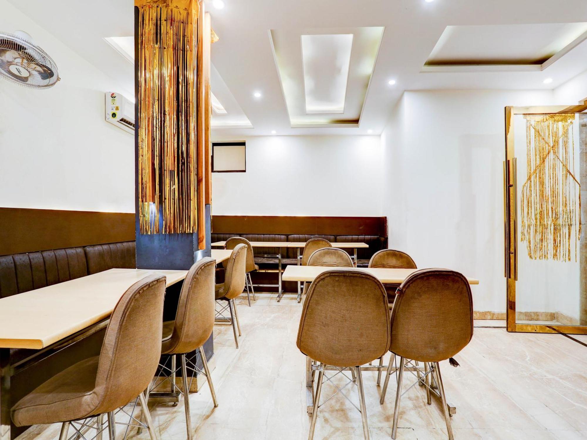 Collecion O White House Hotel นิวเดลี ภายนอก รูปภาพ
